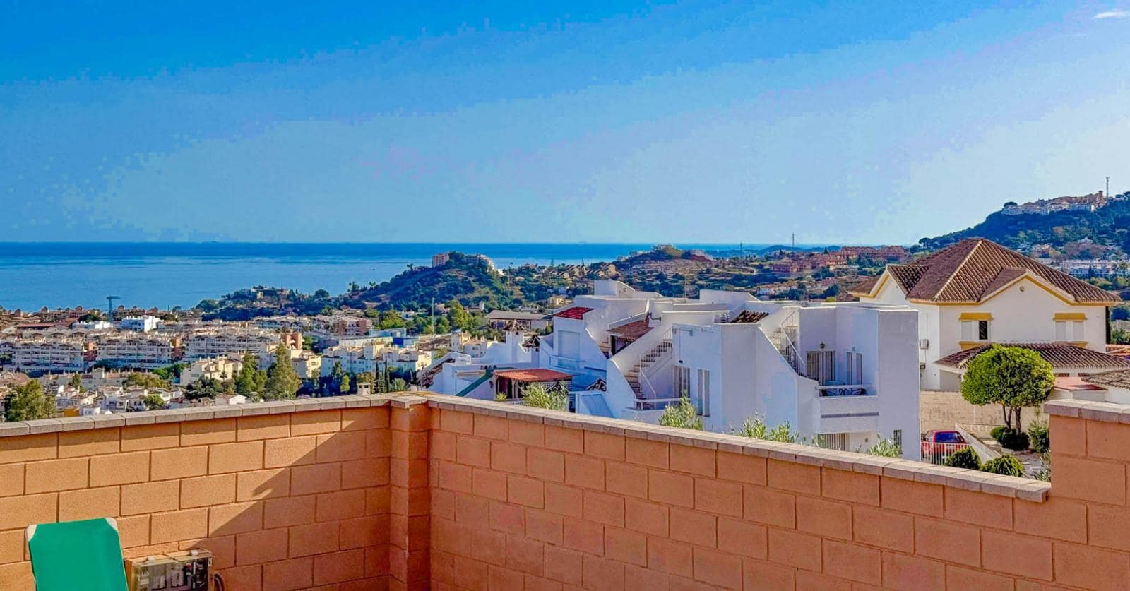 5 sovrum Villa till salu i Benalmadena med pool garage - 750 000 € (Ref: 9966002)