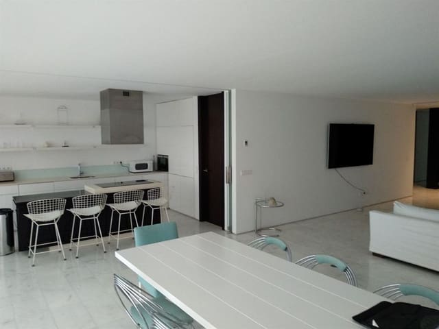 3 soverom Leilighet til salgs i Talamanca, Ibiza by med svømmebasseng - € 4 000 000 (Ref: 4861235)