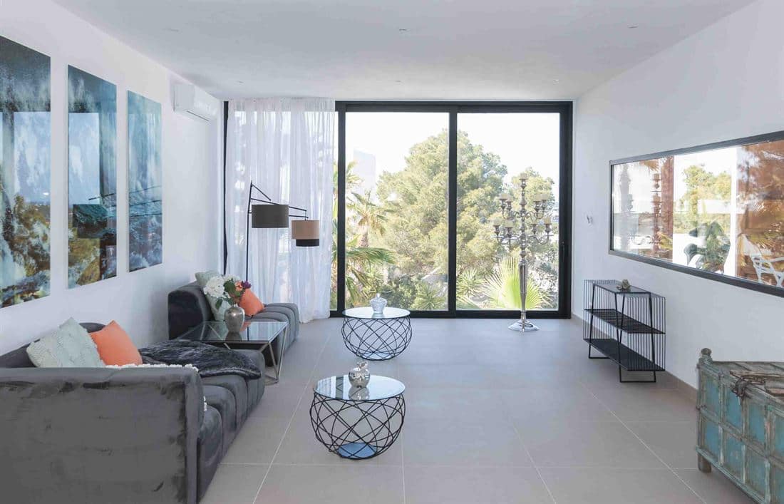 5 soveværelse Villa til salg i Cala Moli med swimmingpool - € 3.720.000 (Ref: 5518203)