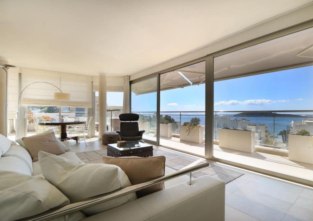 2 soveværelse Villa til salg i Talamanca med swimmingpool garage - € 1.790.000 (Ref: 7999428)