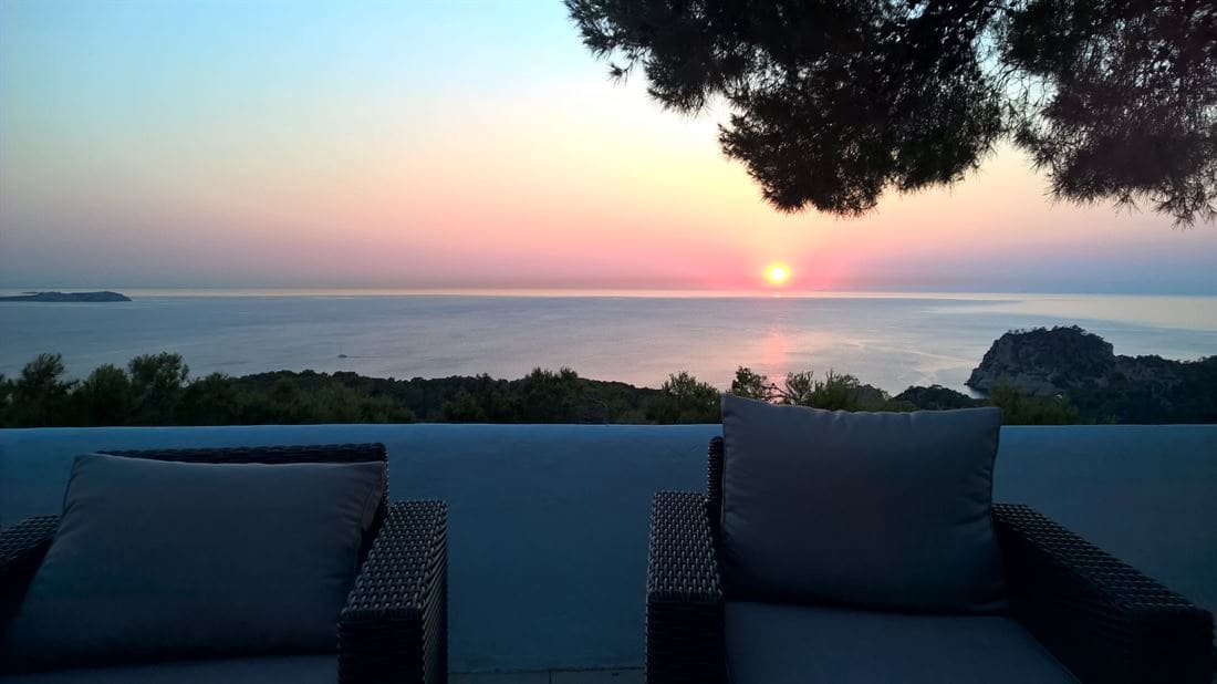 4 soveværelse Villa til salg i Cala Salada med swimmingpool garage - € 3.000.000 (Ref: 8002330)