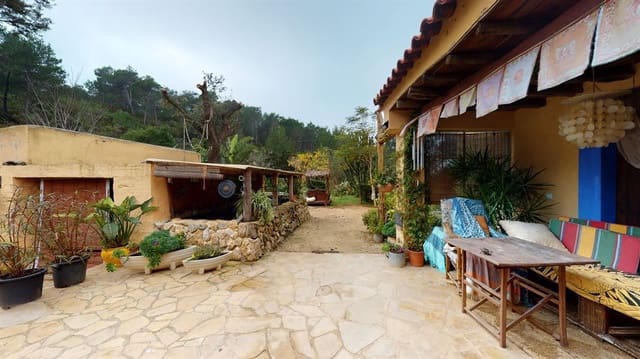 8 soveværelse Villa til salg i Sant Joan de Labritja med swimmingpool garage - € 7.000.000 (Ref: 8005292)