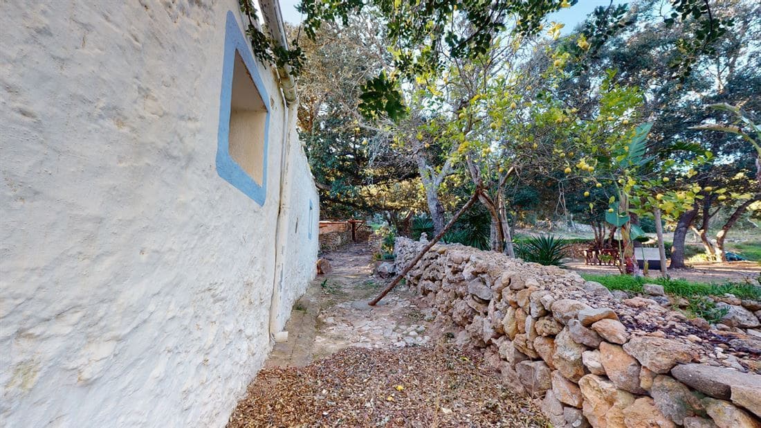 8 soveværelse Villa til salg i Sant Joan de Labritja med swimmingpool garage - € 7.000.000 (Ref: 8005292)