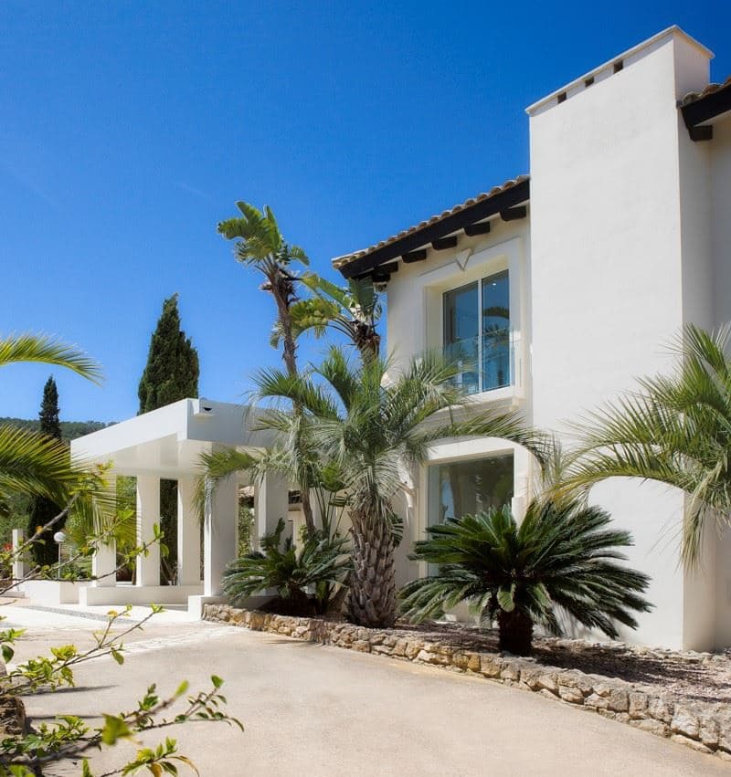 7 soveværelse Villa til salg i Cala Jondal med swimmingpool garage - € 7.200.000 (Ref: 8005299)