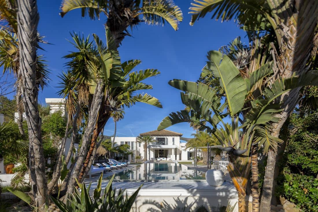 7 soveværelse Villa til salg i Cala Jondal med swimmingpool garage - € 7.200.000 (Ref: 8005299)