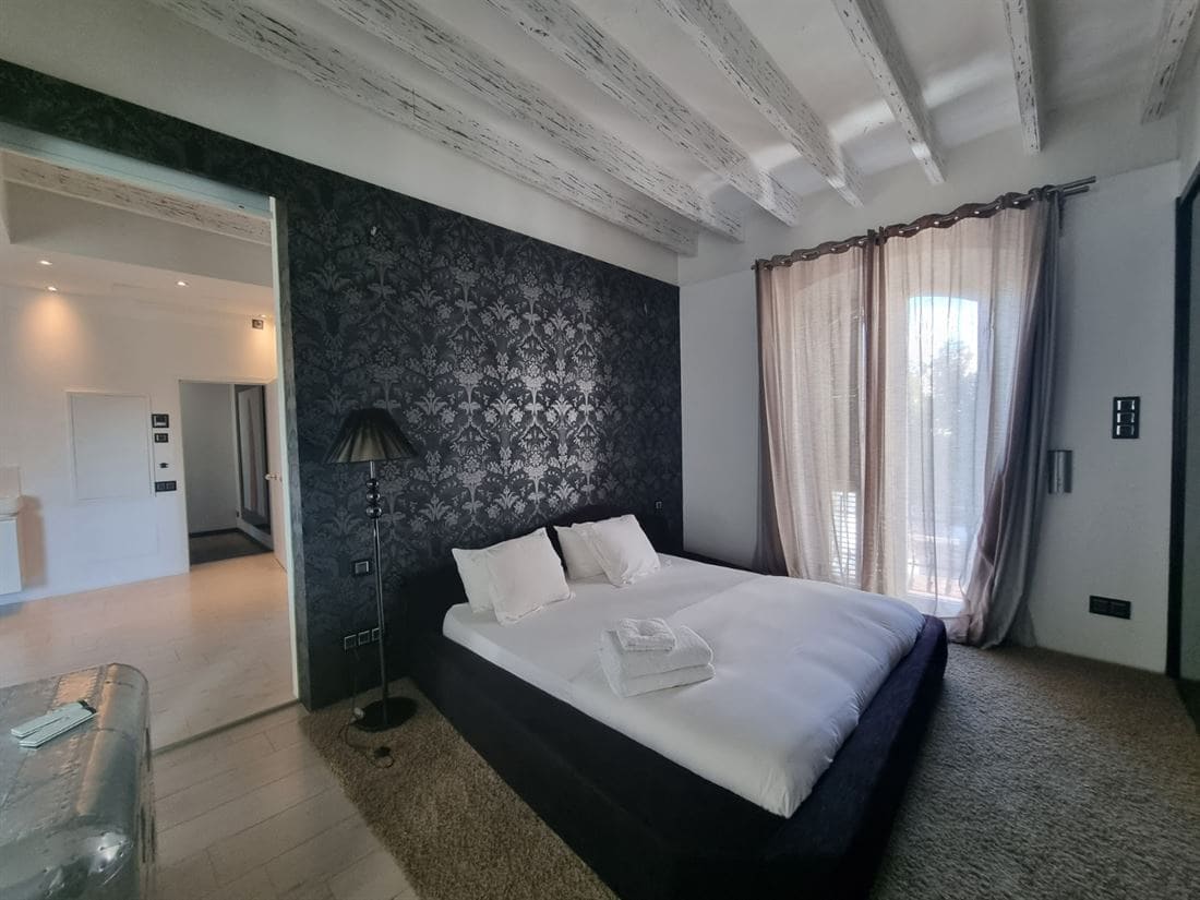 Apartment for sale in Ibiza / Eivissa town with pool garage - € 5,250,000 (Ref: 8008133)