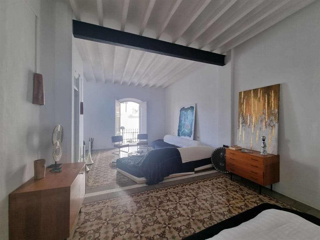 Apartment for sale in Ibiza / Eivissa town with pool garage - € 5,250,000 (Ref: 8008133)