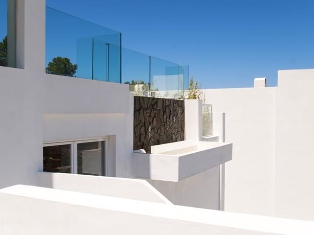 4 soveværelse Villa til salg i Cala Molí, San Jose / Sant Josep de Sa Talaia med swimmingpool garage - € 3.400.000 (Ref: 8008134)