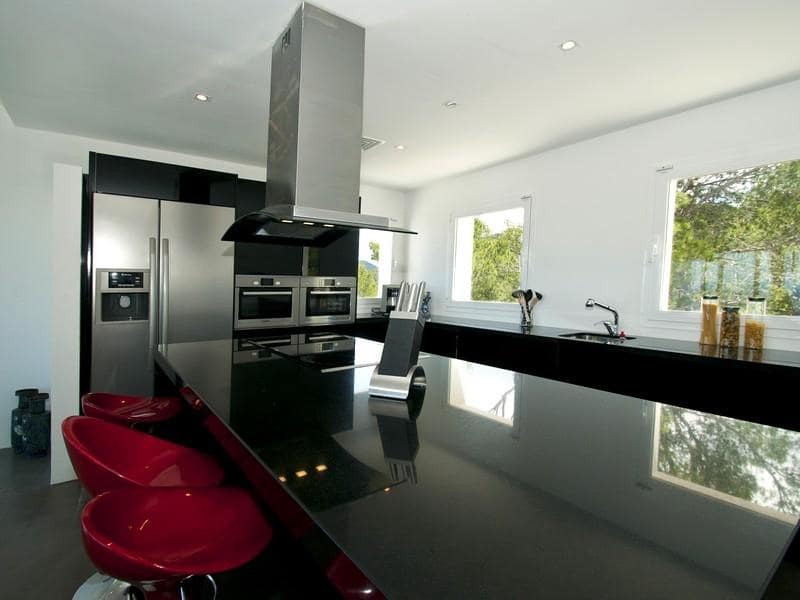 4 soveværelse Villa til salg i Cala Moli med swimmingpool garage - € 3.400.000 (Ref: 8008134)