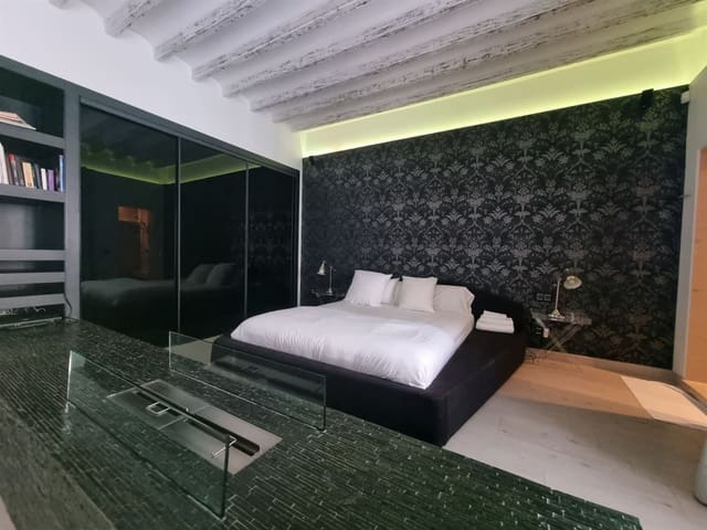 Apartamento de 5 habitaciones en Ibiza / Eivissa ciudad en venta con piscina garaje - 3.500.000 € (Ref: 8011162)