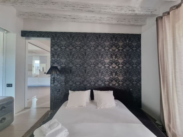 Apartamento de 5 habitaciones en Ibiza / Eivissa ciudad en venta con piscina garaje - 3.500.000 € (Ref: 8011162)