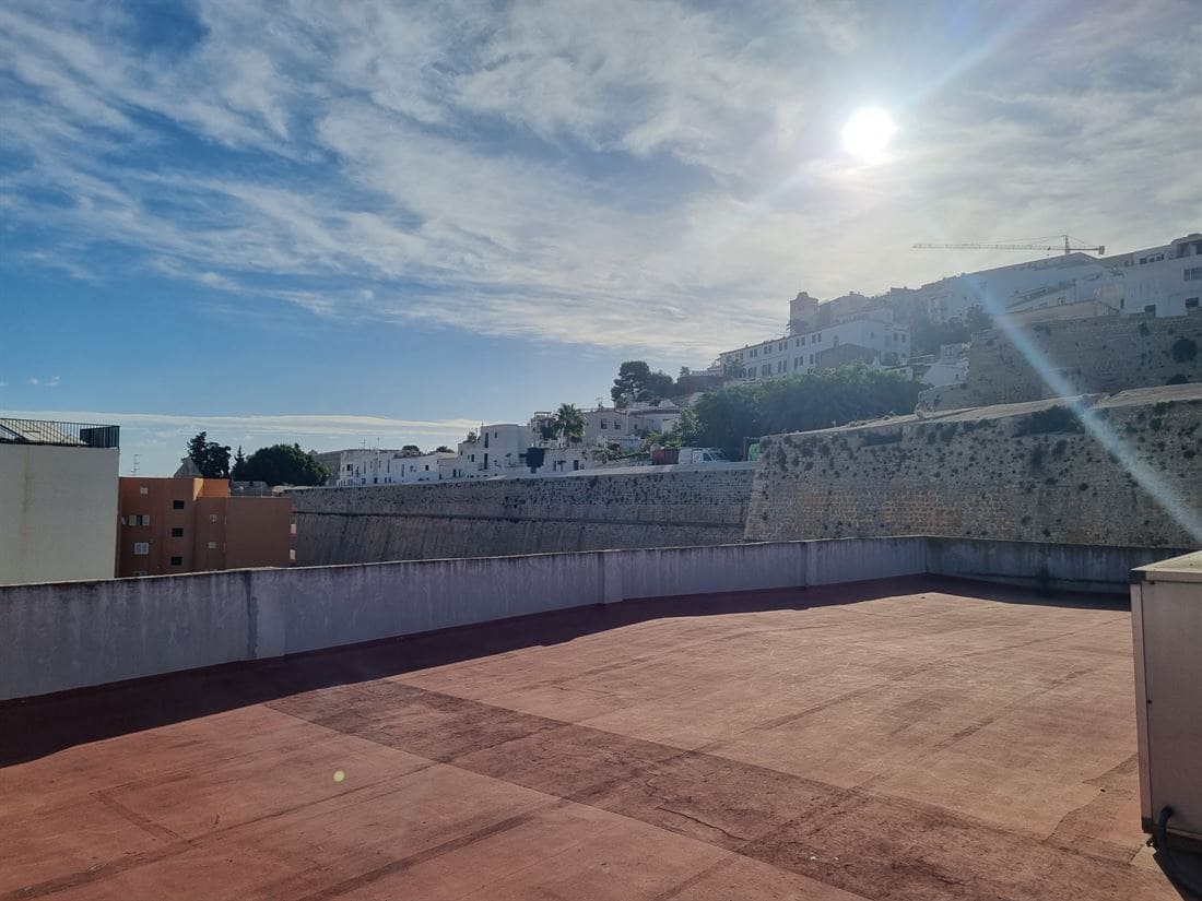 5 soveværelse Lejlighed til salg i Ibiza by med swimmingpool garage - € 3.500.000 (Ref: 8011162)