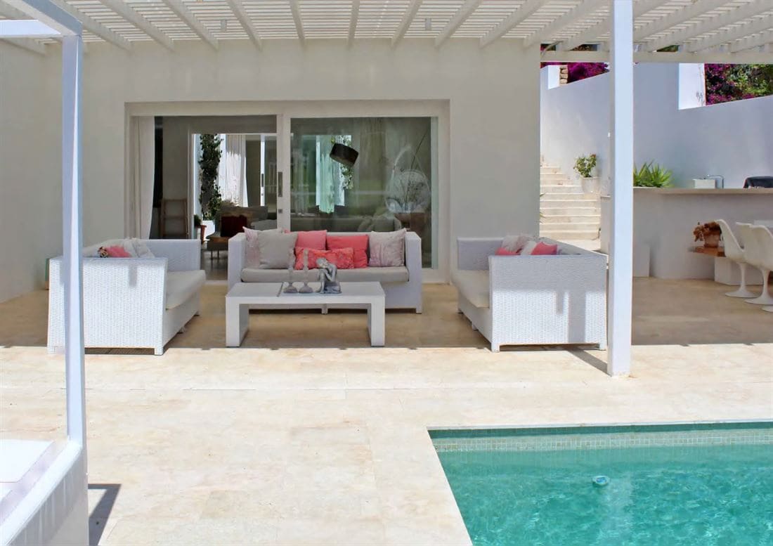 3 soverom Villa til salgs i Roca Llisa med svømmebasseng garasje - € 1 700 000 (Ref: 8011165)