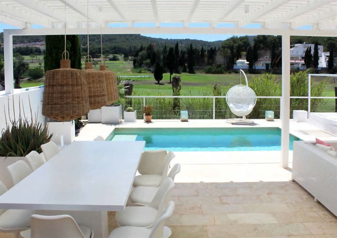 3 soverom Villa til salgs i Roca Llisa med svømmebasseng garasje - € 1 700 000 (Ref: 8011165)