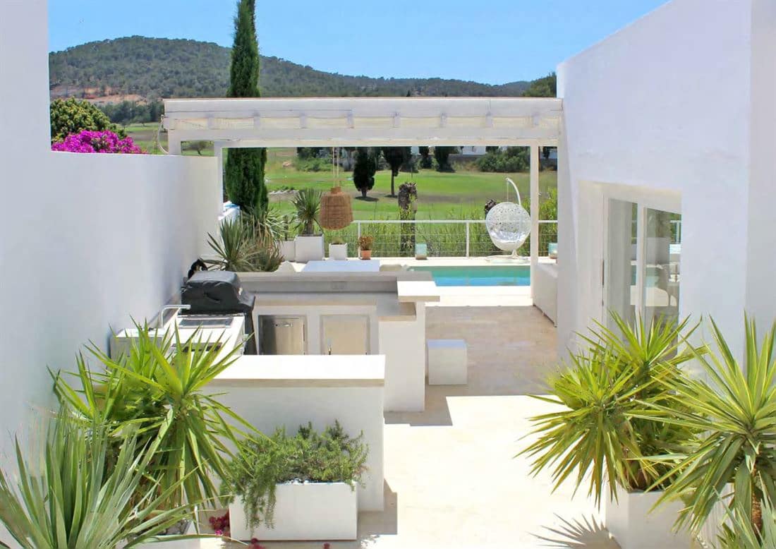 3 soverom Villa til salgs i Roca Llisa med svømmebasseng garasje - € 1 700 000 (Ref: 8011165)