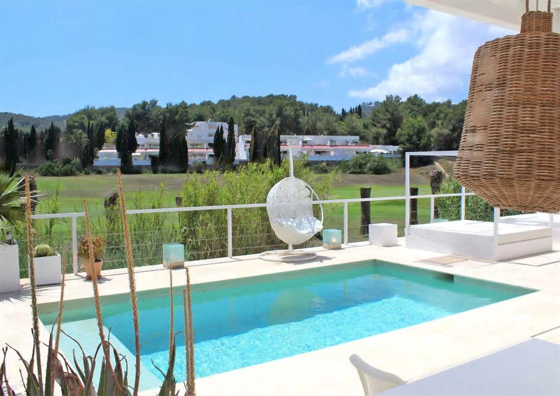 3 soverom Villa til salgs i Roca Llisa med svømmebasseng garasje - € 1 700 000 (Ref: 8011165)