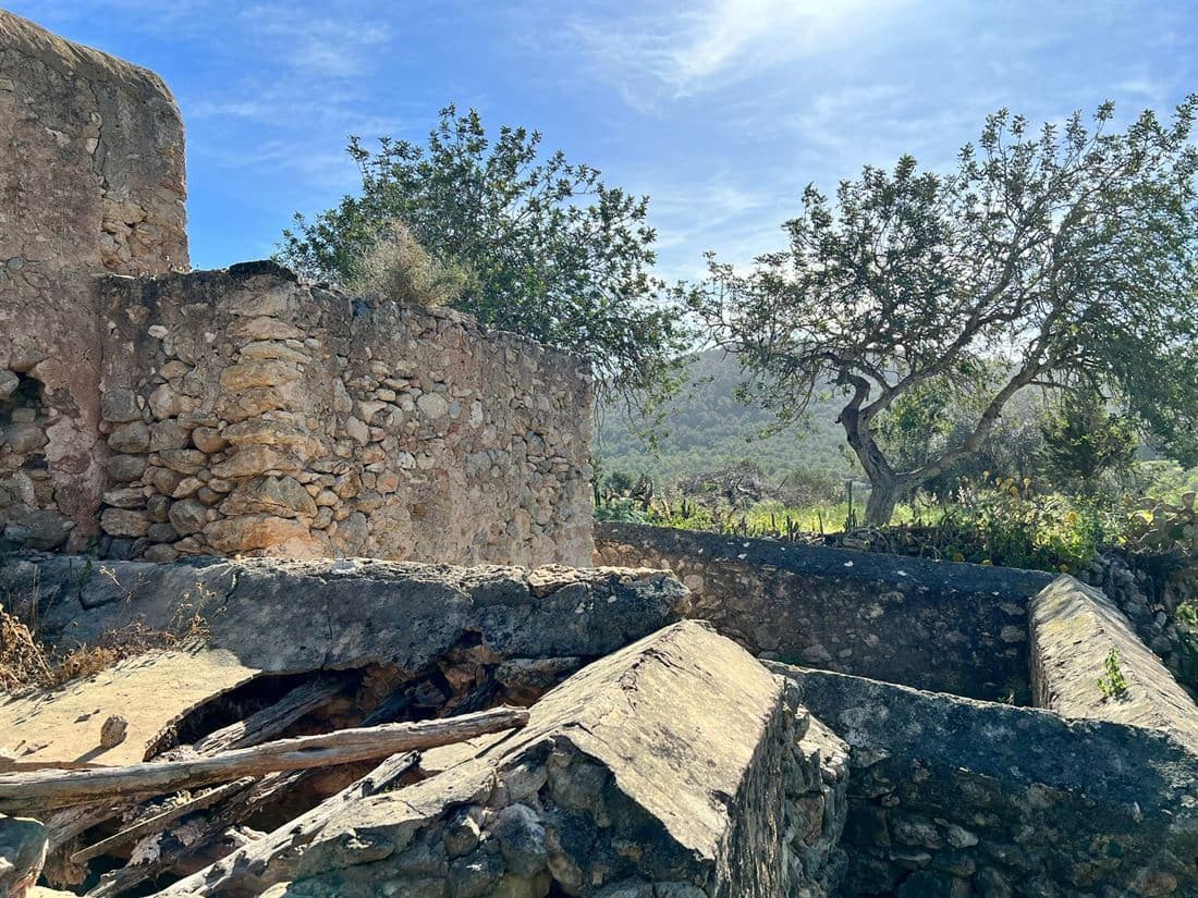 5 soveværelse Finca/Landehus til salg i San Jose / Sant Josep de Sa Talaia med swimmingpool garage - € 2.950.000 (Ref: 8012548)