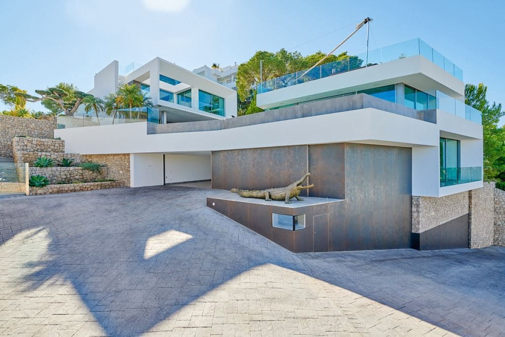 6 soveværelse Villa til salg i La Siesta med swimmingpool garage - € 13.000.000 (Ref: 8012549)