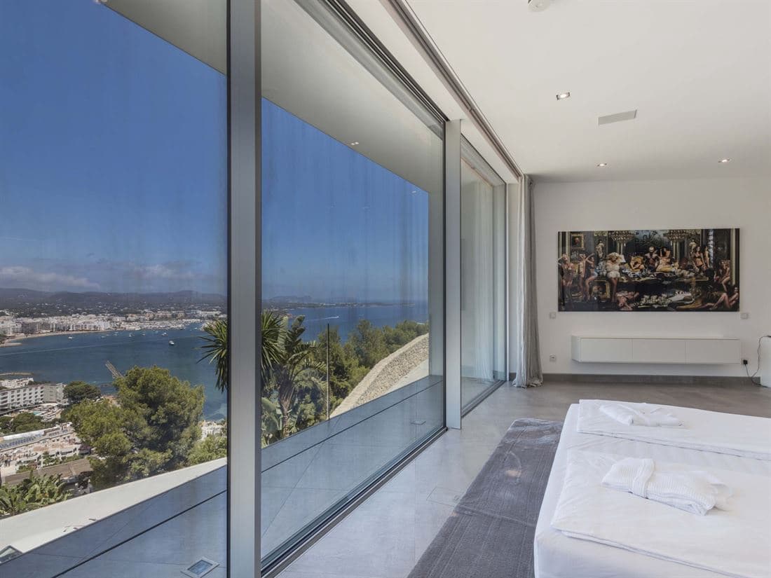 6 soveværelse Villa til salg i La Siesta med swimmingpool garage - € 13.000.000 (Ref: 8012549)