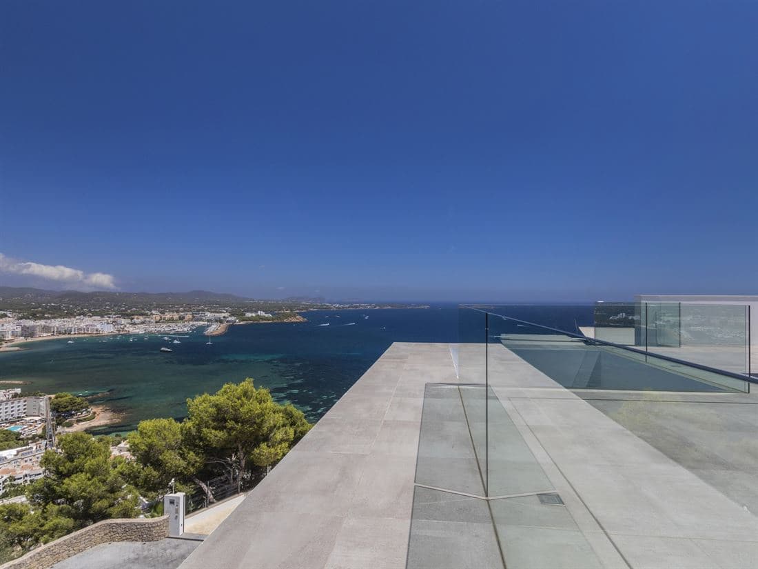 6 soveværelse Villa til salg i La Siesta med swimmingpool garage - € 13.000.000 (Ref: 8012549)