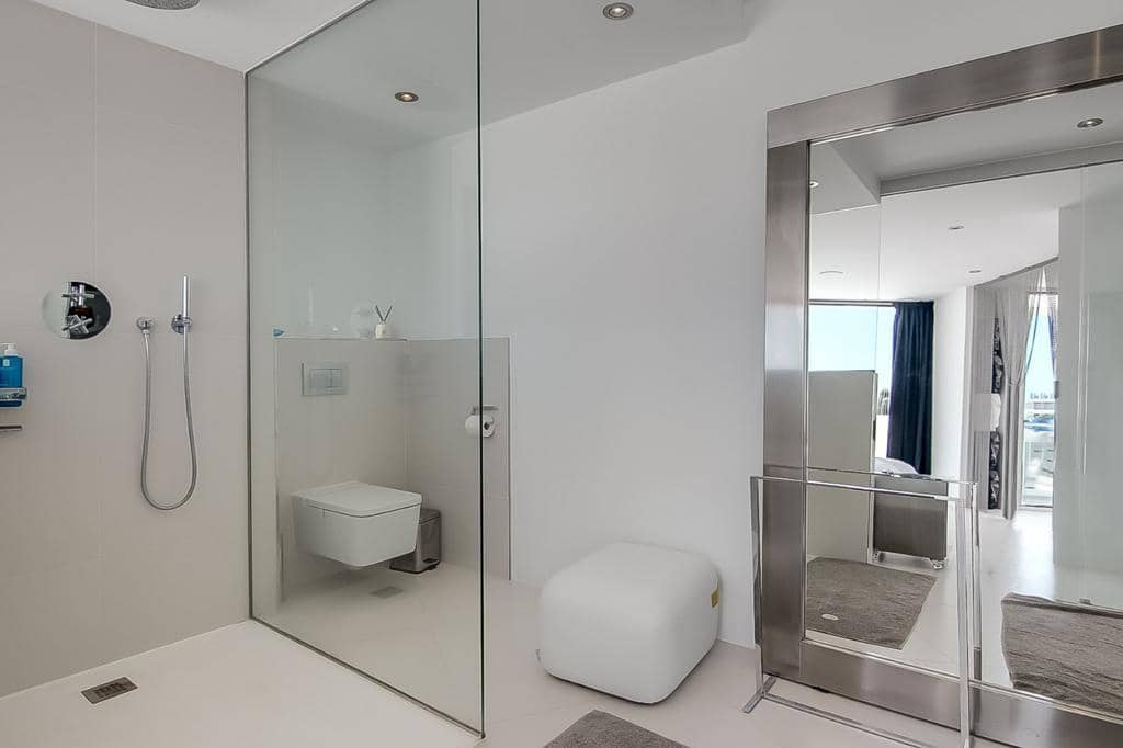 5 soveværelse Lejlighed til salg i Ibiza by med swimmingpool garage - € 2.300.000 (Ref: 8012551)