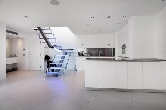 5 slaapkamer Appartement te koop in Ibiza dorp met zwembad garage - € 2.300.000 (Ref: 8012551)