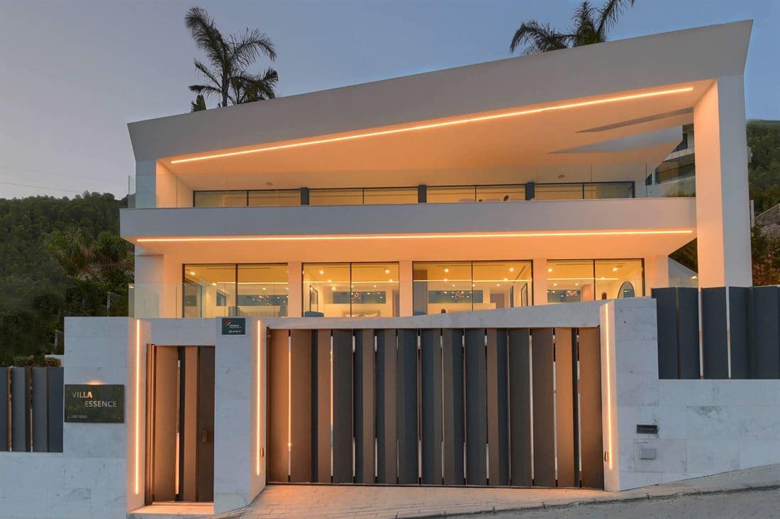 5 soveværelse Villa til salg i Ibiza by med swimmingpool garage - € 5.900.000 (Ref: 8015574)