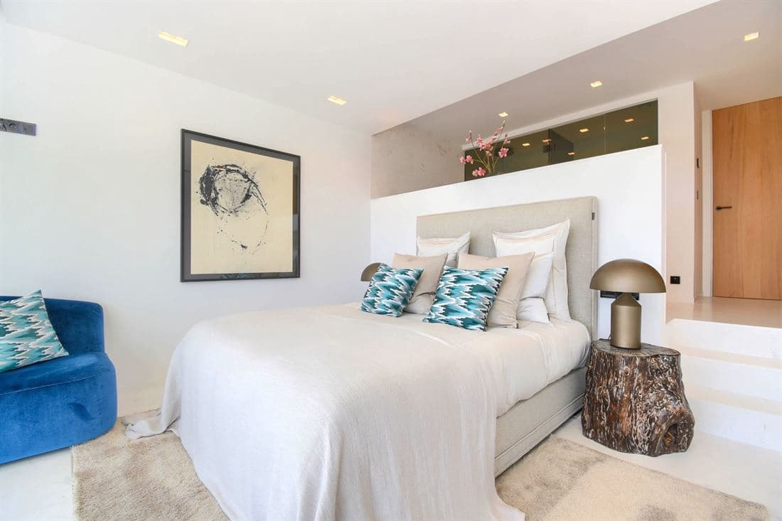 5 soveværelse Villa til salg i Ibiza by med swimmingpool garage - € 5.900.000 (Ref: 8015574)