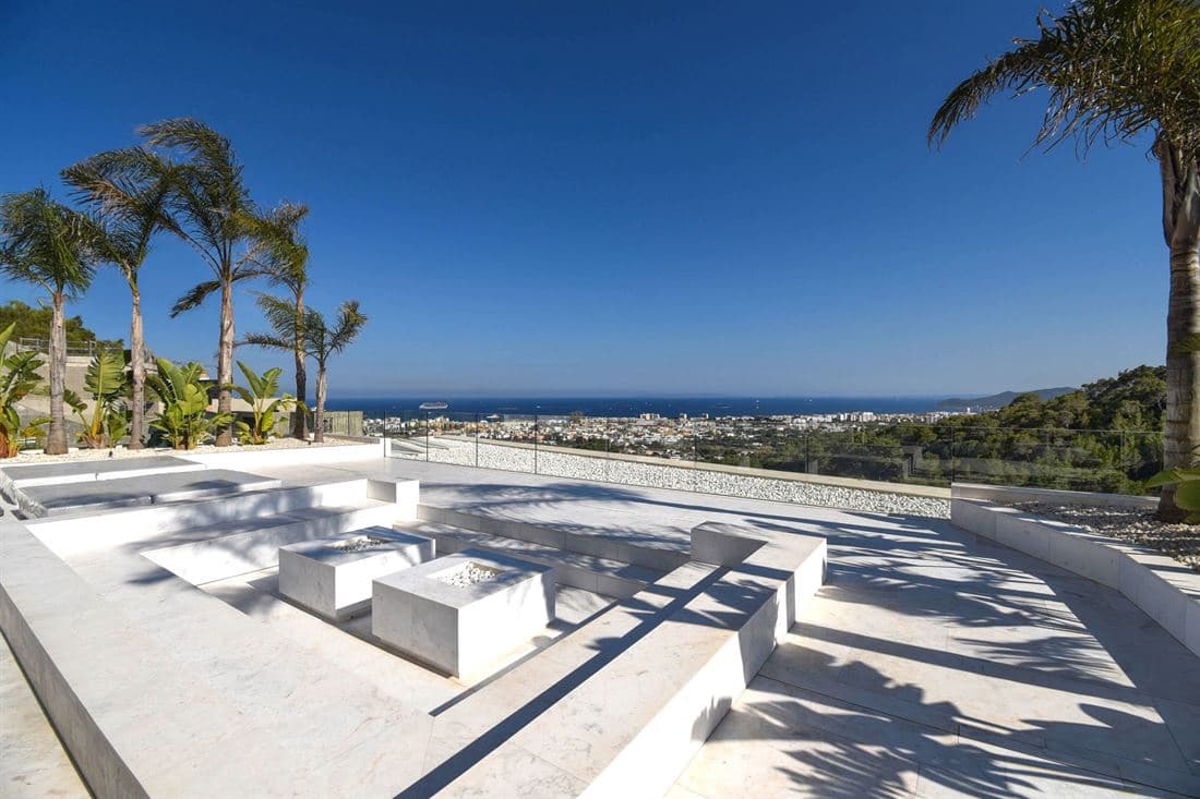 5 soveværelse Villa til salg i Ibiza by med swimmingpool garage - € 5.900.000 (Ref: 8015574)