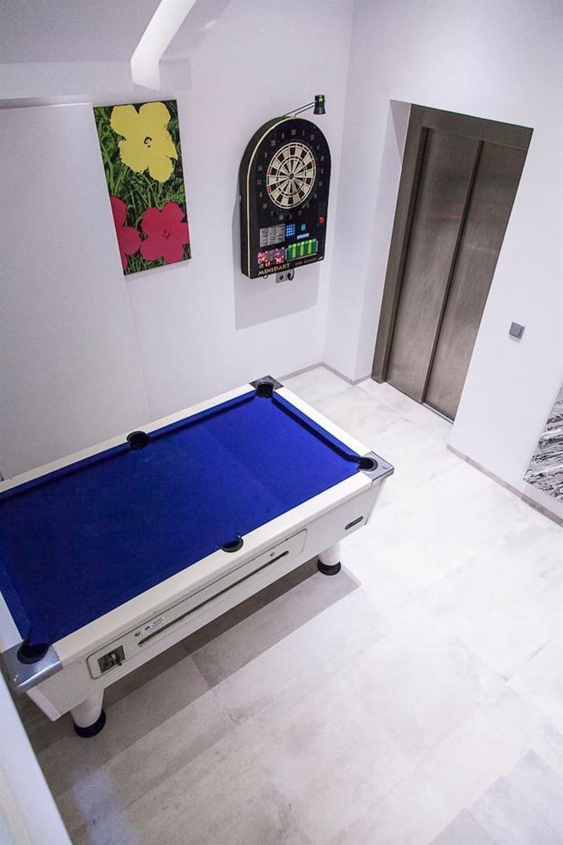 5 soveværelse Villa til salg i Santa Eulalia / Santa Eularia med swimmingpool garage - € 2.975.000 (Ref: 8016556)