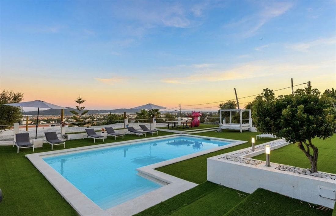 6 soveværelse Villa til salg i San Jose / Sant Josep de Sa Talaia med swimmingpool garage - € 3.600.000 (Ref: 8016557)