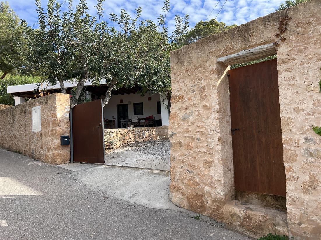 2 soveværelse Villa til salg i San Jose / Sant Josep de Sa Talaia med swimmingpool garage - € 1.250.000 (Ref: 8024911)