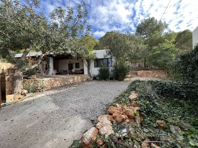 2 soverom Villa til salgs i San Jose / Sant Josep de Sa Talaia med svømmebasseng garasje - € 1 250 000 (Ref: 8024911)