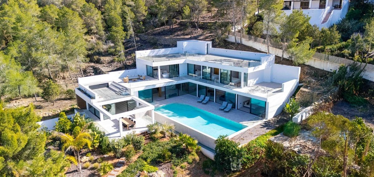 5 soveværelse Villa til salg i Sant Antoni de Portmany med swimmingpool garage - € 5.750.000 (Ref: 8027393)