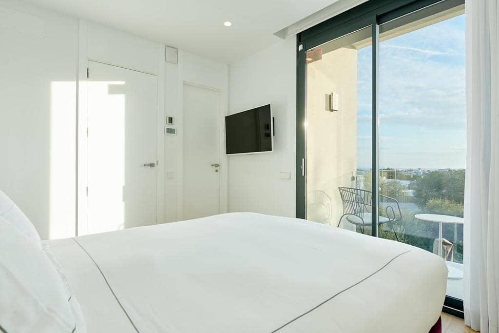 3 sypialnia Willa na sprzedaż w Santa Eulalia / Santa Eularia z basenem garażem - 1 690 000 € (Ref: 8534377)