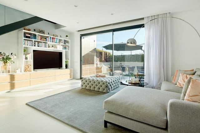 3 bedroom Villa for sale in Santa Eulalia / Santa Eularia with pool garage - € 1,690,000 (Ref: 8534377)