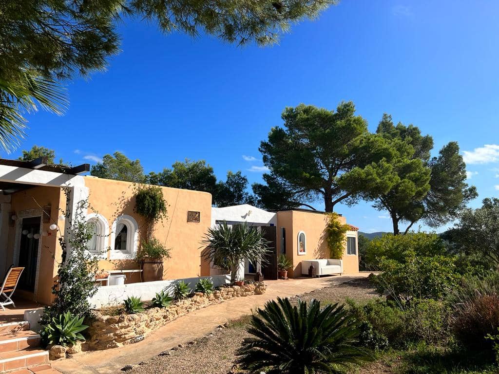 4 soveværelse Villa til salg i San Agustin med swimmingpool - € 2.900.000 (Ref: 8565600)