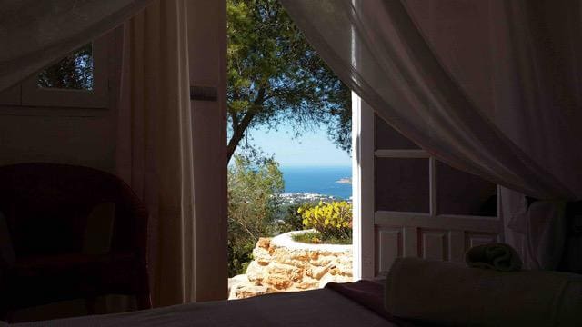 4 soveværelse Villa til salg i San Agustin med swimmingpool - € 2.900.000 (Ref: 8565600)