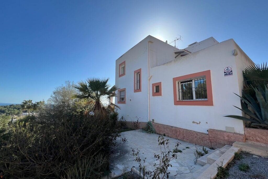 5 bedroom Villa for sale in Ibiza / Eivissa town with pool - € 4,000,000 (Ref: 8597736)