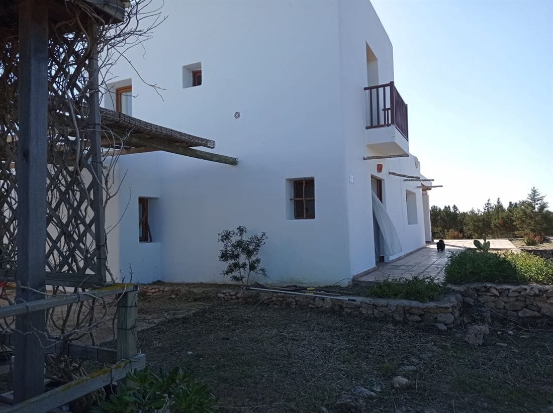 6 bedroom Villa for sale in Formentera municipality with pool - € 2,900,000 (Ref: 8599991)