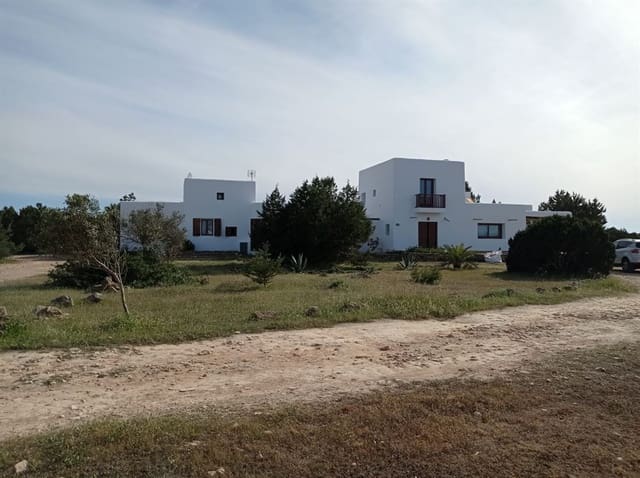 6 soveværelse Villa til salg i Formentera kommune med swimmingpool - € 2.900.000 (Ref: 8599991)