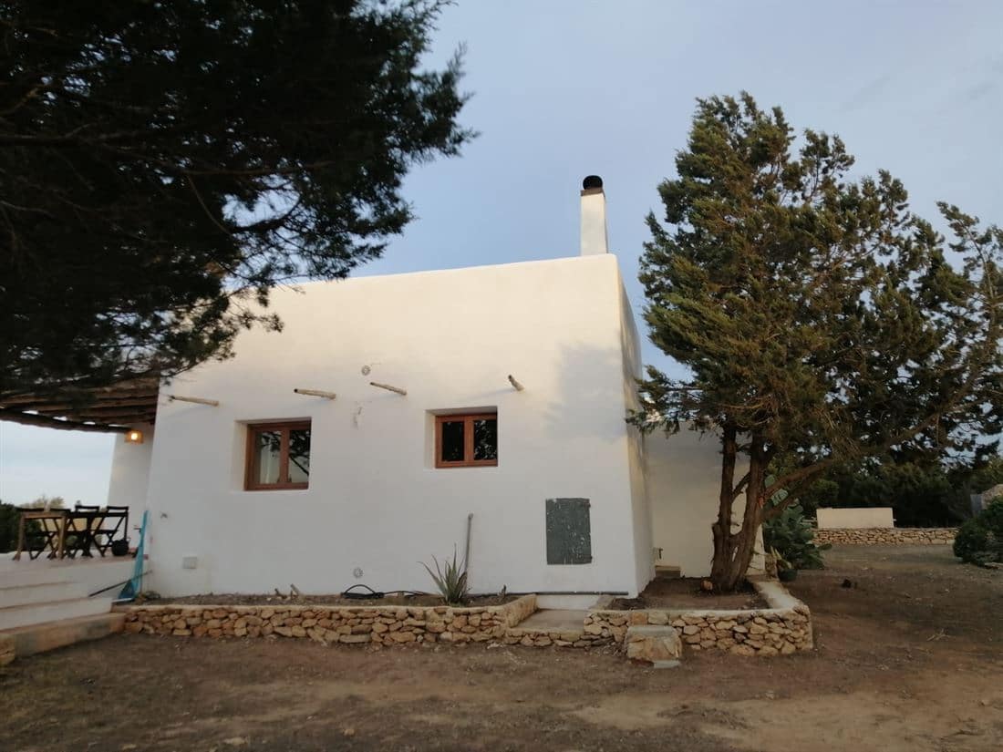 6 bedroom Villa for sale in Formentera municipality with pool - € 2,900,000 (Ref: 8599991)