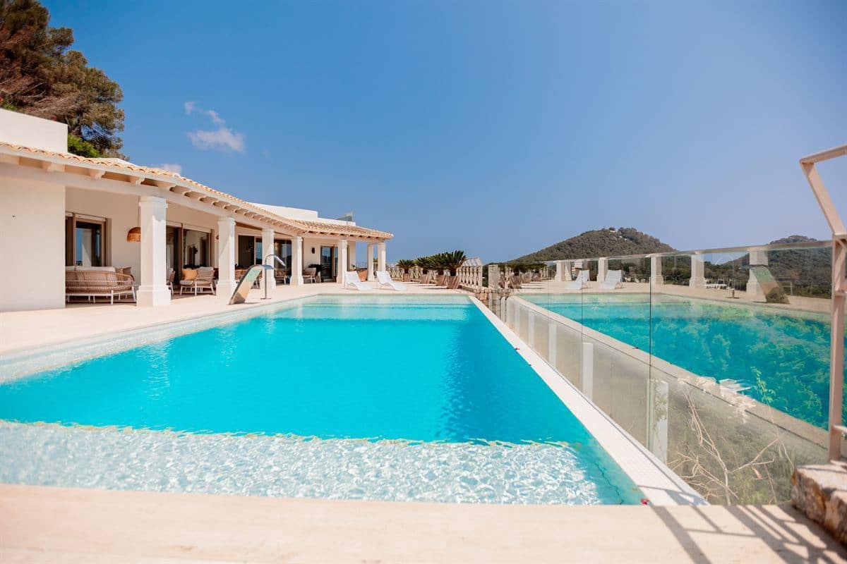 8 soveværelse Villa til salg i Can Furnet med swimmingpool - € 7.900.000 (Ref: 8600039)