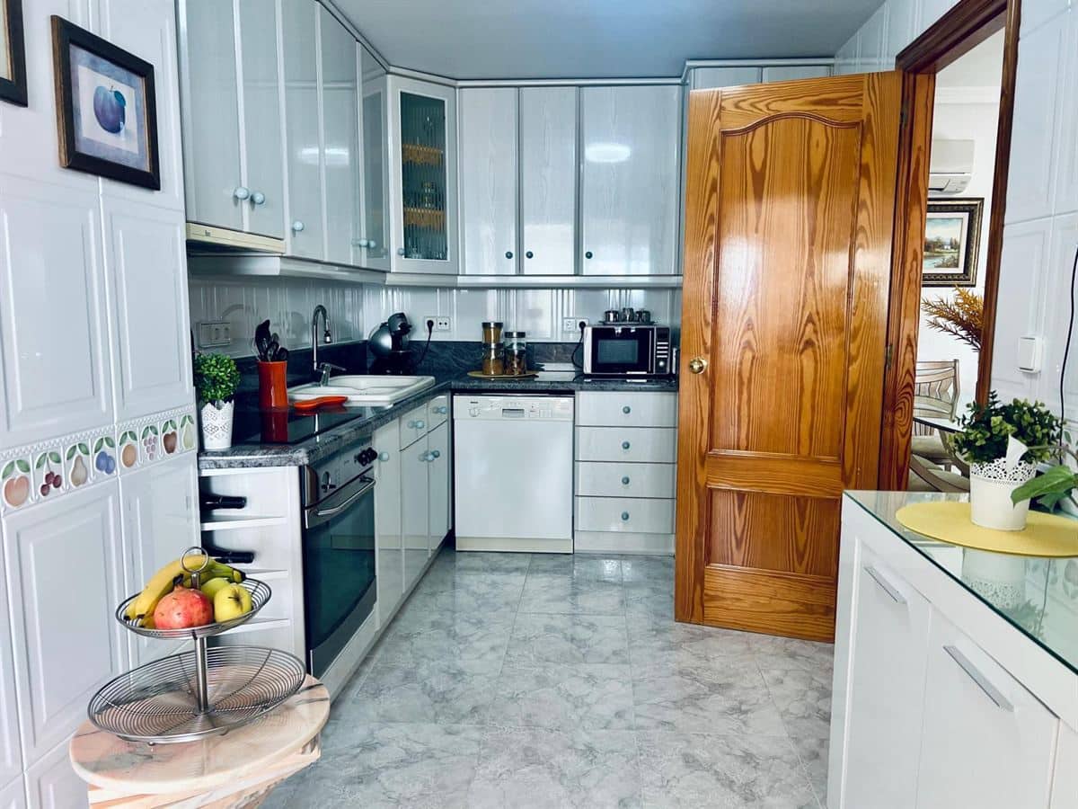 3 soveværelse Lejlighed til salg i Santa Eulalia / Santa Eularia med swimmingpool garage - € 1.075.000 (Ref: 8657656)