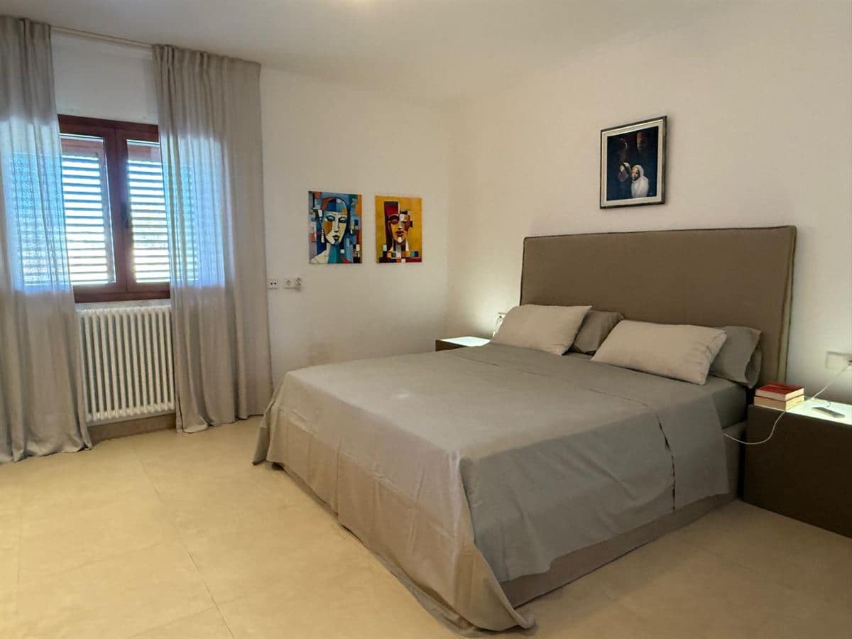 5 bedroom Villa for sale in Santa Eulalia / Santa Eularia with pool - € 4,000,000 (Ref: 8830108)