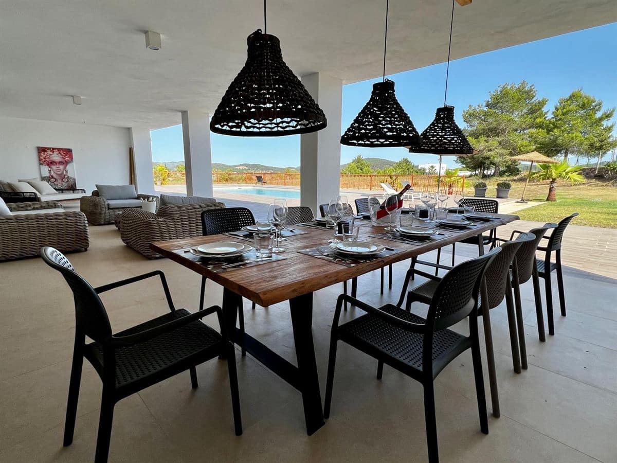 5 bedroom Villa for sale in Santa Eulalia / Santa Eularia with pool - € 4,000,000 (Ref: 8830108)