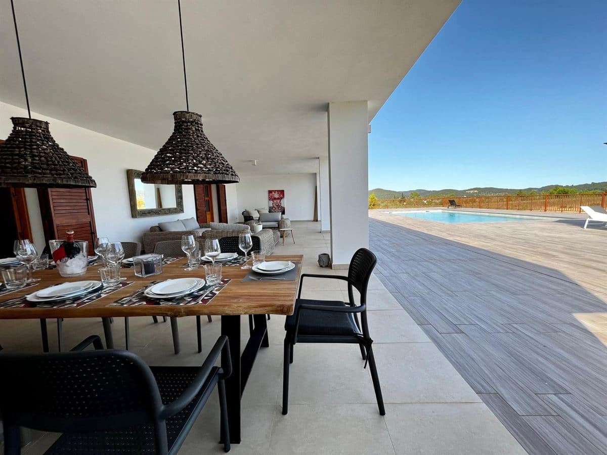 5 bedroom Villa for sale in Santa Eulalia / Santa Eularia with pool - € 4,000,000 (Ref: 8830108)