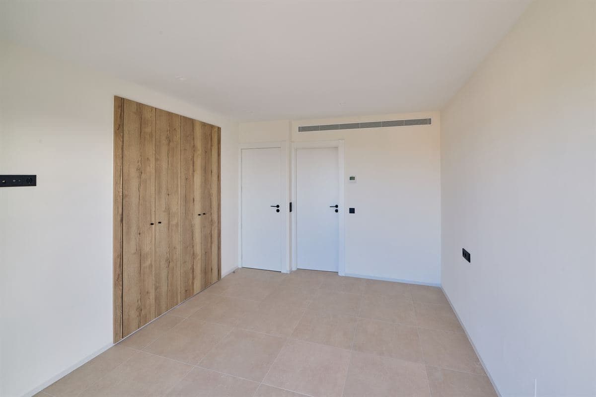 3 sypialnia Willa na sprzedaż w Santa Eulalia / Santa Eularia z basenem garażem - 2 100 000 € (Ref: 8853138)