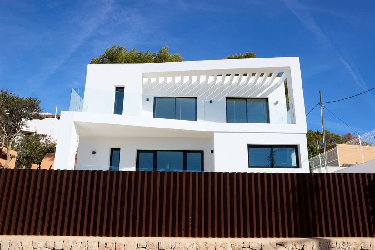 3 sypialnia Willa na sprzedaż w Santa Eulalia / Santa Eularia z basenem garażem - 2 100 000 € (Ref: 8853138)