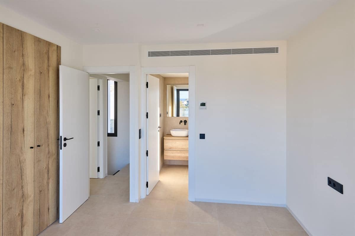 3 sypialnia Willa na sprzedaż w Santa Eulalia / Santa Eularia z basenem garażem - 2 100 000 € (Ref: 8853138)